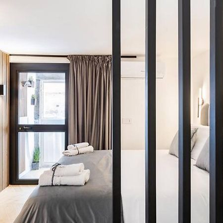 Apartment Duomo Napoli Bagian luar foto